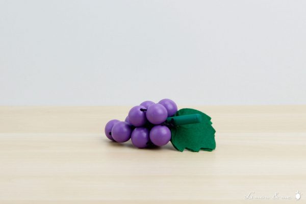 Racimo de uvas moradas de madera - Small Foot